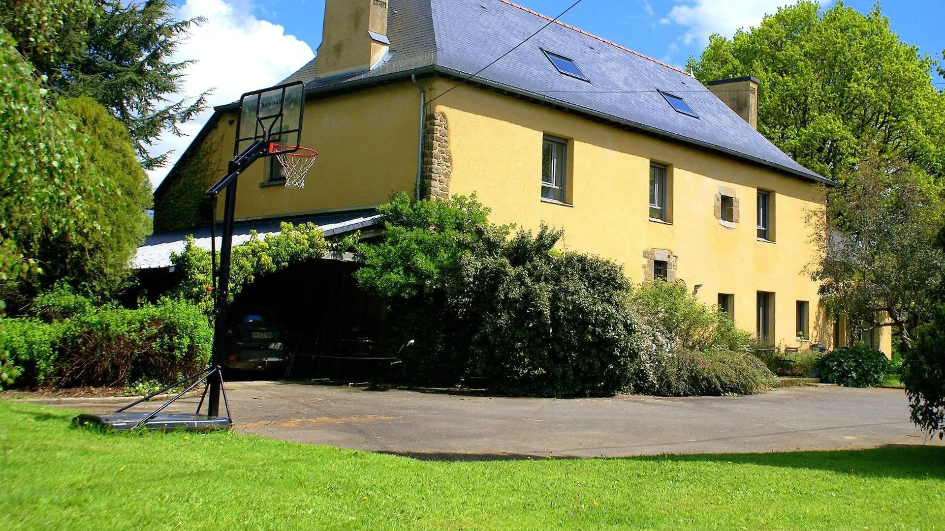 Guest house Manoir De La Haute Couplais Romille France